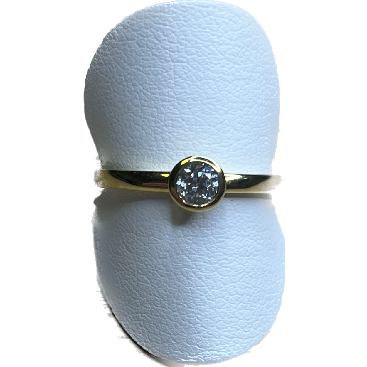 Gouden solitair ring met zirkonia 