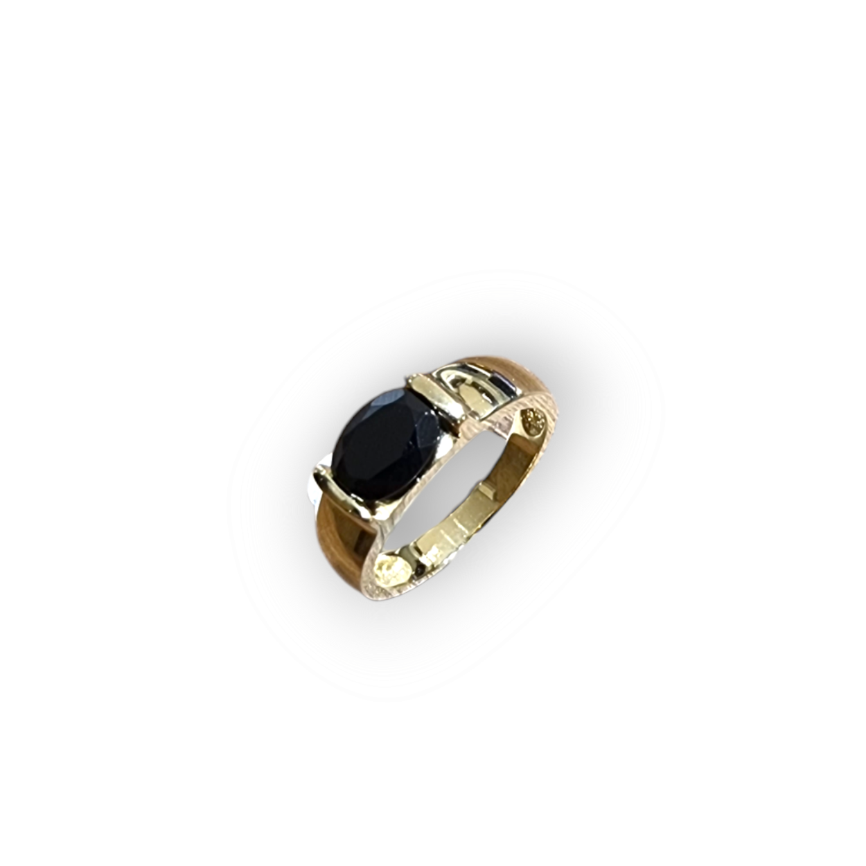 14 karaat gouden ring met een onyx steen. 