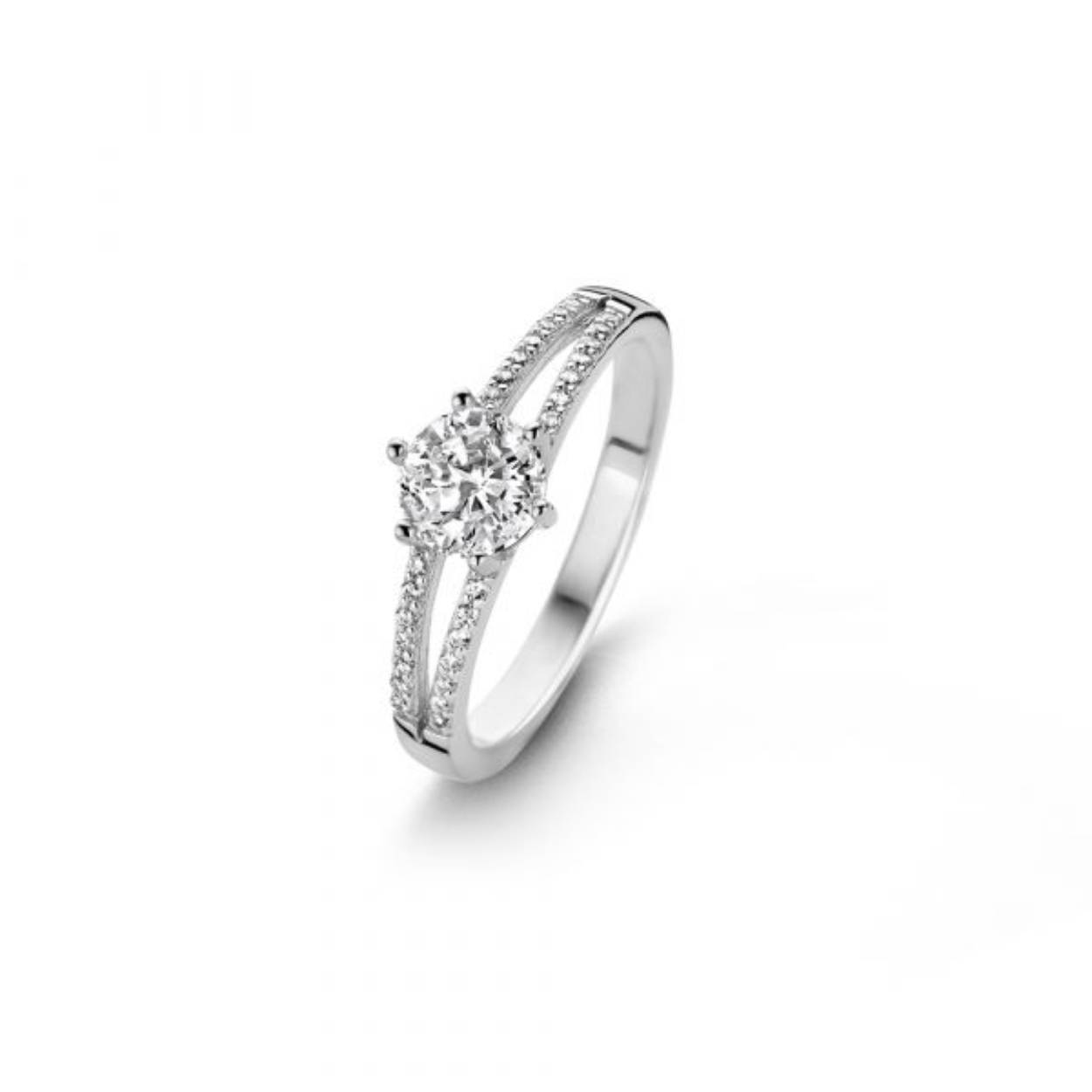 Zilveren ring met zirkonia's