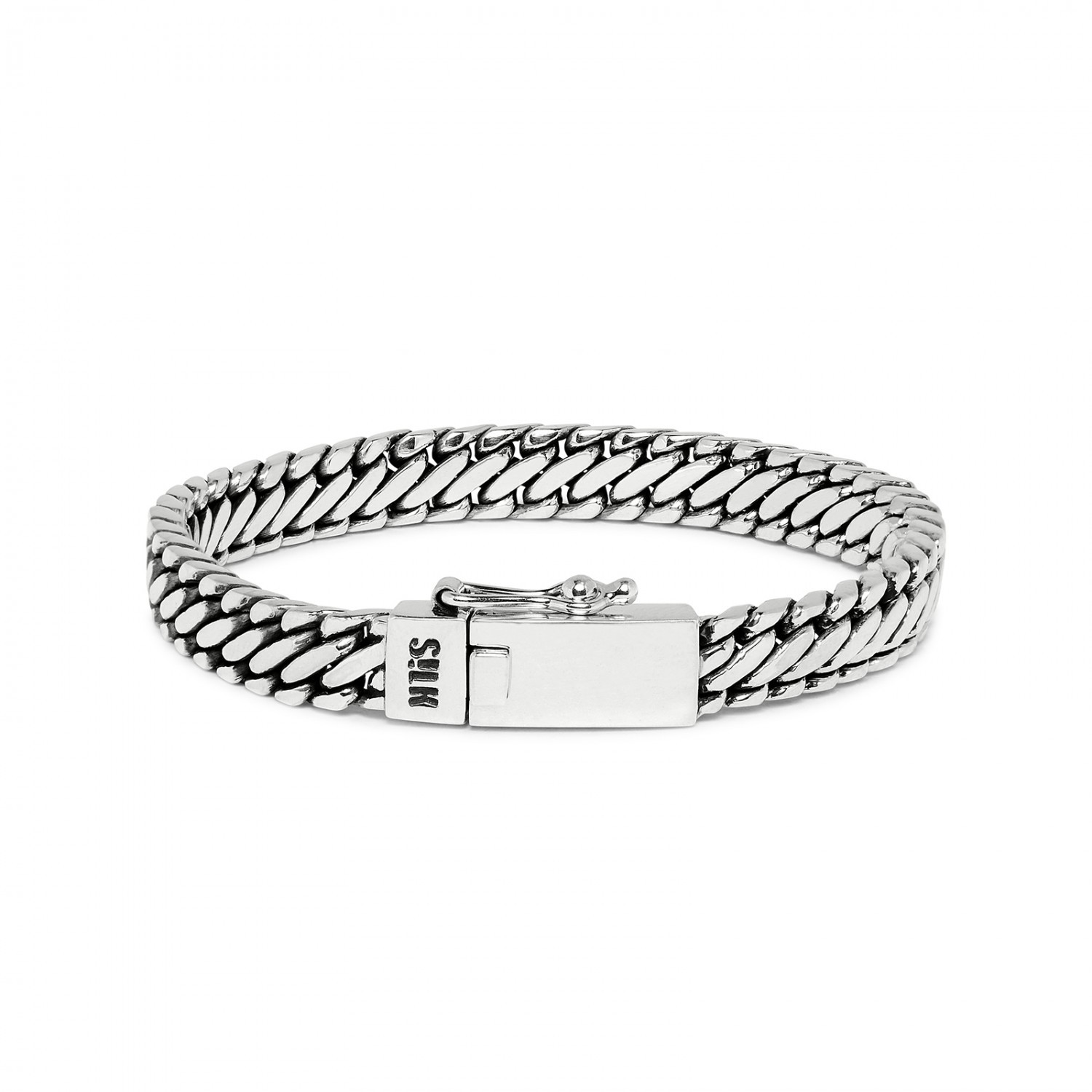 Deze zilveren Bold collection armband is perfect te combineren met de andere Bold collection armbanden. Deze handgemaakte zilveren armband heeft platte schakels waardoor de armband losjes en plat om je pols valt. De armband is afgewerkt met een strak SILK bakslot. De sterling zilveren armband wordt in een mooie luxe geschenkverpakking verpakt.