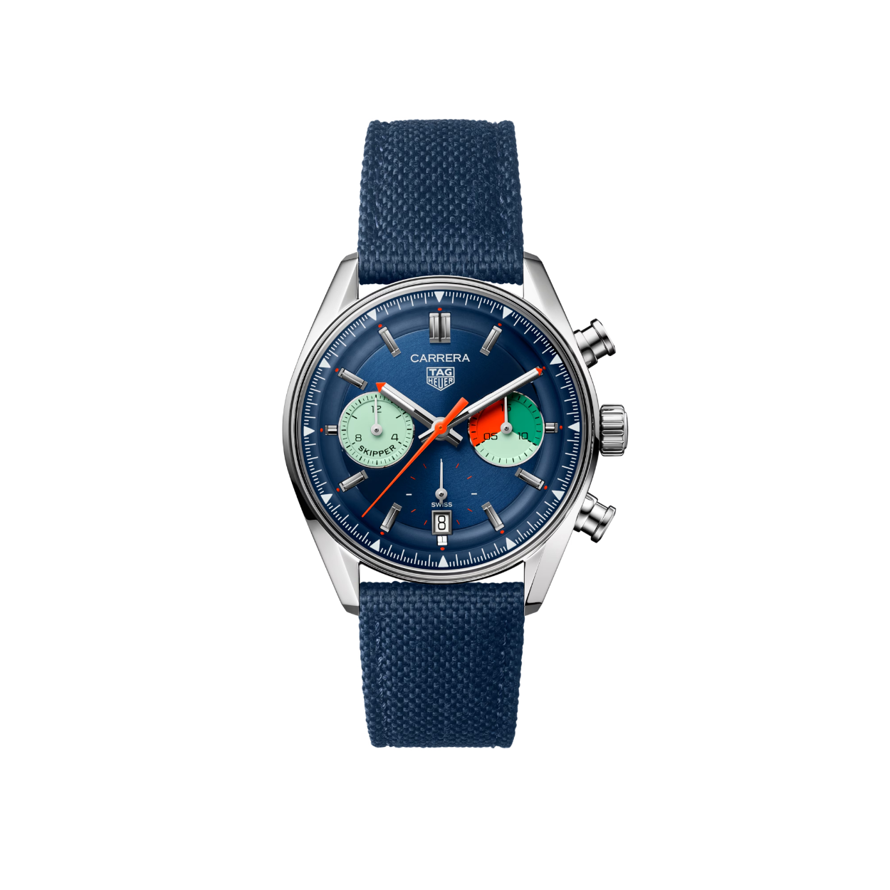 Dit TAG Heuer Carrera Chronograph Skipper horloge behoort tot de Carrera collectie.

Referentienummer: CBS2213.FN6002

De 39MM stalen kast huist het automatische TH20-06 uurwerk met een gangreserve van 80 uur. 

De affiniteit van zeilen met motorsport, en de meedogenloze passie voor precisie en snelheid inspireren deze TAG Heuer Carrera "skipper". Een eerbetoon aan het zeilerfgoed, overgebracht in een kenmerkend kleurenschema.

Deze zeileditie herinterpreteert de dubbele wijzerplaat van de Heuer Skipper en heeft een opvallende mix van blauwgroen, oranje, groen en blauw. Maak je klaar om te zeilen met deze klassieke Carrera stalen kast, uitgerust met een regatta-aftelindicator en waterbestendig tot 100 meter.

Uw TAG Heuer is 24 maanden na aankoop beschermd onder fabricagegarantie. Door het horloge te registreren op MyTAGHeuer kunt u deze garantieperiode met nog eens 3 extra jaar verlengen!