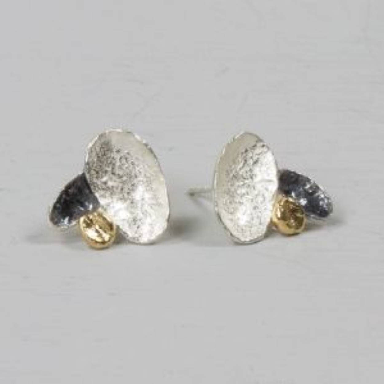 Jéh jewels oorstekers wit/oxi/verguld