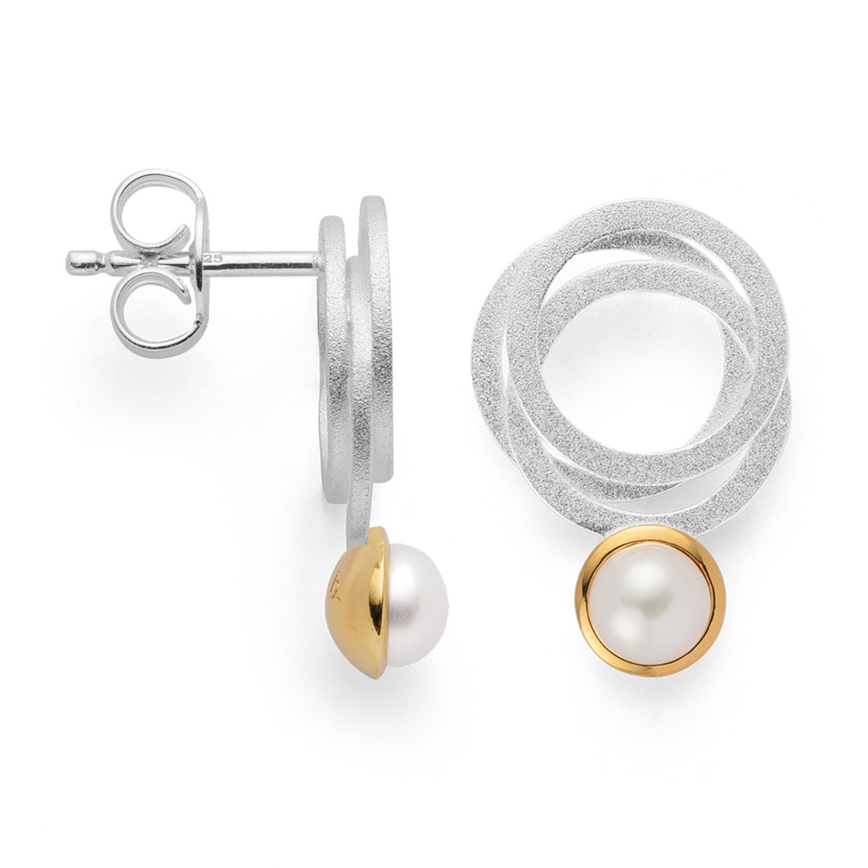 Bastian Inverun maakt al sinds 1974 unieke sieraden. De sieraden van Bastian Inverun zijn betaalbaar en van hoge kwaliteit. Er wordt alleen gebruik gemaakt van natuurlijke materialen zoals; zilver, goud, diamant, parels en edelstenen. Er werken diverse designers voor dit Duitse sieraden merk welk elk half jaar met een nieuwe collectie komt.