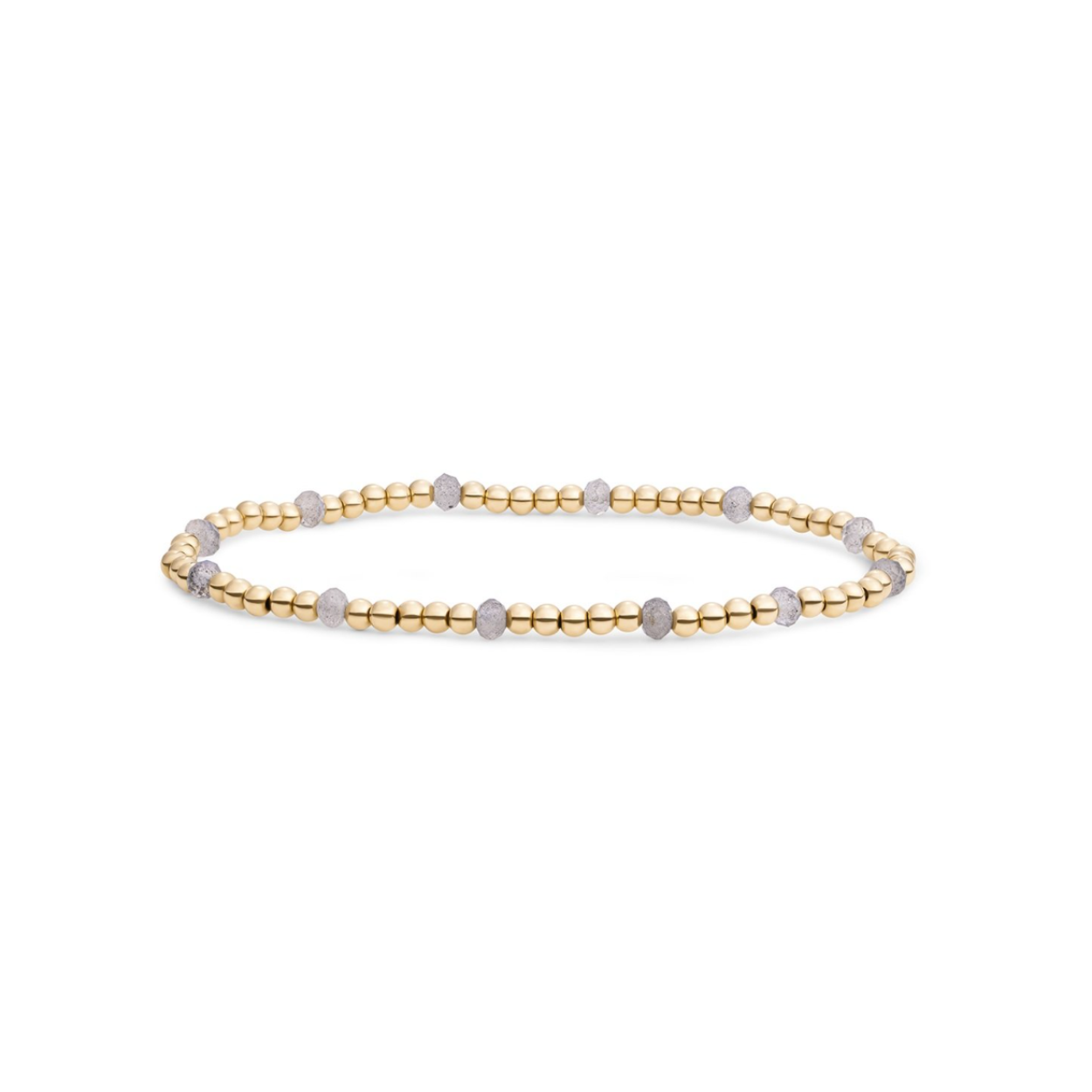 De Reverse Roundel Armband Labradorite is een betoverend sieraad dat telkens weer iets nieuws laat zien. De steen lijkt te dansen met het licht en onthult blauwgroene nuances die elegant en mysterieus aanvoelen. Labradorite wordt gewaardeerd om haar spirituele kracht – ze bevordert intuïtie en creativiteit. De ronde schakels zorgen voor een modern silhouet en een comfortabele pasvorm. Perfect voor dagelijks gebruik of als subtiel statement bij een avondlook. Draag haar solo voor maximale impact of combineer met andere koele kleuren voor een harmonieuze, gelaagde stijl vol diepgang.