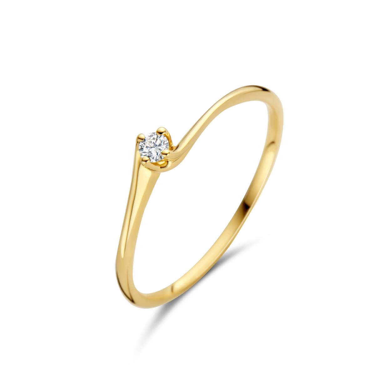14 karaats geelgouden ring met diamant 0.05 crt. H/SI
maat 17½ en verkrijgbaar in diverse andere maten.
Ook verkrijgbaar in het witgoud.