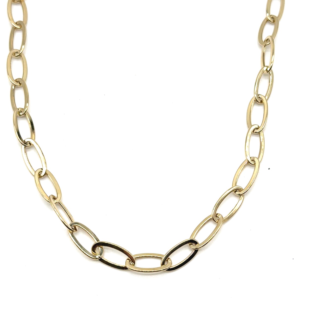 14k gouden schakel collier. collier is 45cm lang en 9mm breed. 9.8 gram. 