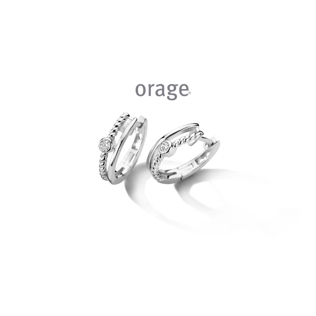 Zilveren creolen met zirkonium van het merk Orage
Bijhorende ketting met hanger en ring ook verkrijgbaar