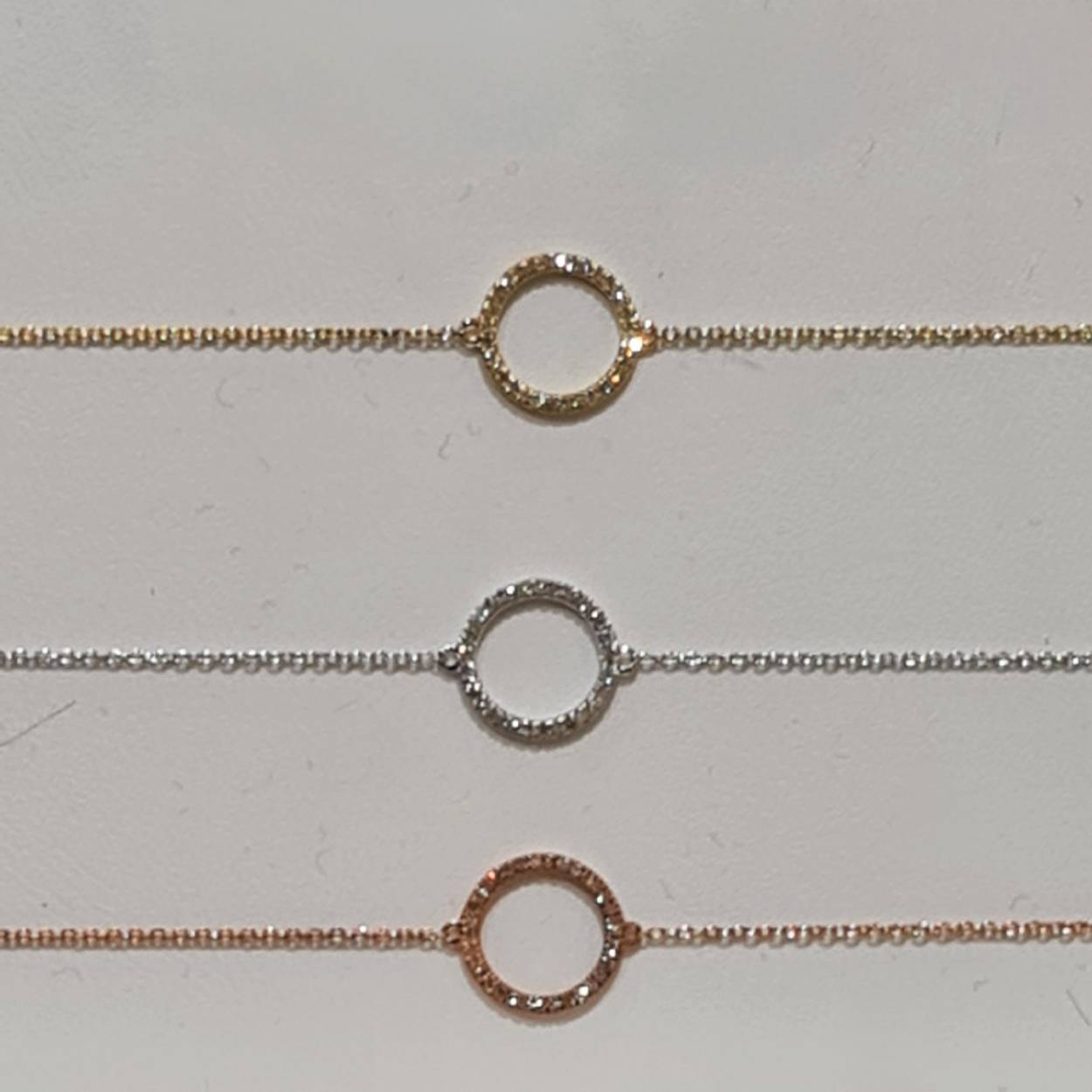 Armband met kleine cirkel, briljant rondom