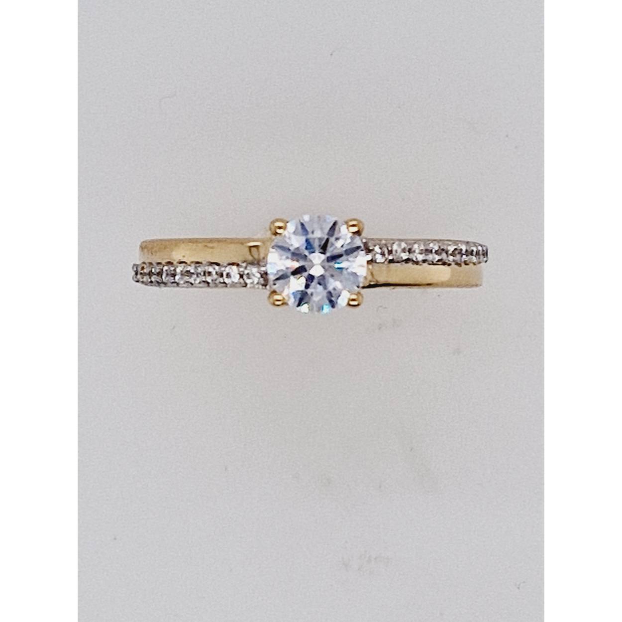 Ring geel goud 18kt met zirconium.