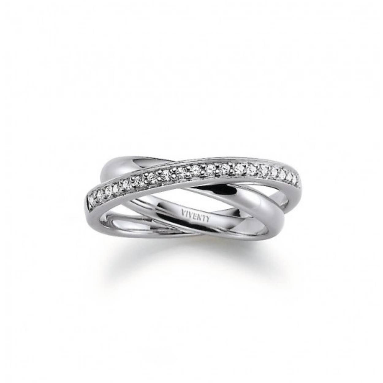 Deze prachtige zilveren ring van Viventy is bezet met zirkonia. De maat van de ring is 52 (16.5mm).