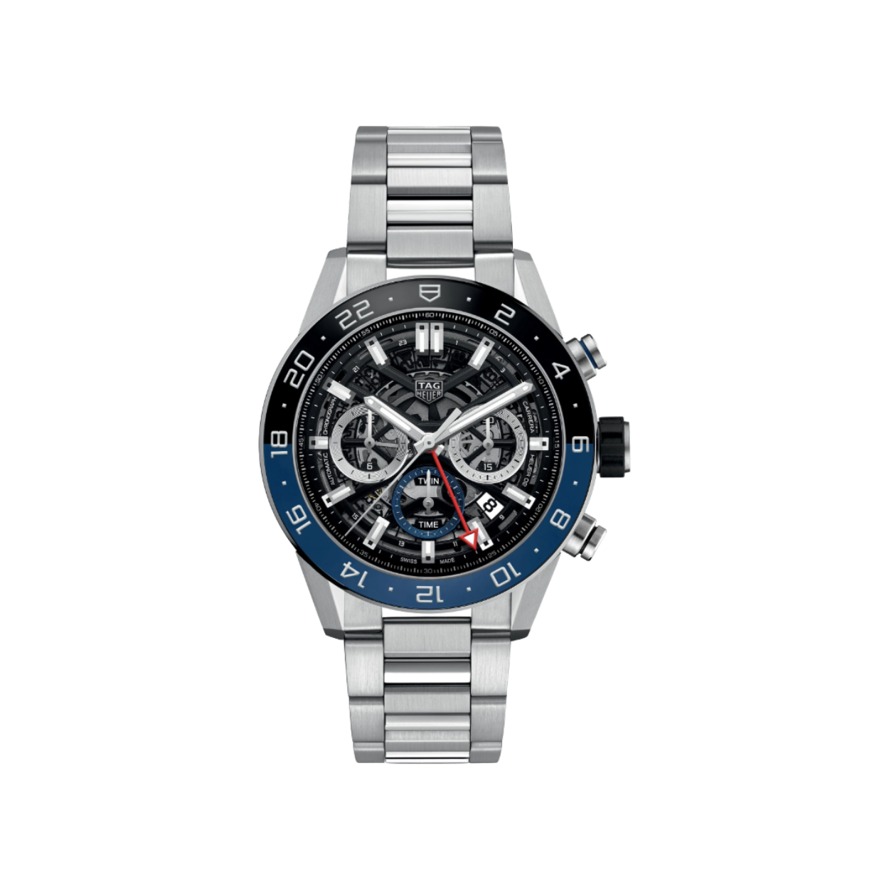 Dit TAG Heuer horloge is onderdeel van de Carrera collectie.
Referentienummer: CBG2A1Z.BA0658

De TAG Heuer Carrera GMT heeft een brede stalen kast van 45 mm en een blauw zwarte keramische vaste lunette met 24-uursschaal. Het uurwerk, het in-house calibre HEUER 02 GMT, is zichtbaar door de opengewerkte zwarte wijzerplaat en de saffieren achterkant van de kast. Dit kaliber wordt geleverd met een verbluffende gangreserve van 80 uur. Het horloge heeft een waterdichtheid van 100 meter / 10 ATM.

Uw TAG Heuer is 24 maanden na aankoop beschermd onder fabricagegarantie. Door het horloge te registreren op MyTAGHeuer kunt u deze garantieperiode met nog eens 3 extra jaar verlengen!