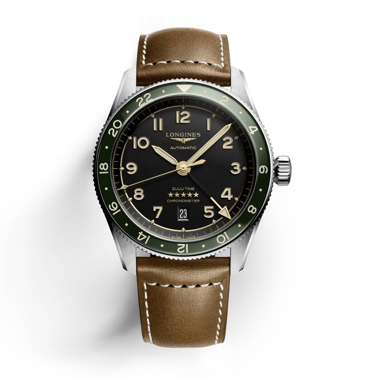 Het Longines Spirit Zulu Time horloge heeft een stoere en functionele uitstraling met zijn Zulu Time-functie, waarmee u gemakkelijk een tweede tijdzone kunt aflezen. De stalen kast en band zorgen voor duurzaamheid en stijl. Draag dit horloge met casual of zakelijke outfits voor een veelzijdige look. De beste manier om het te dragen is om het te combineren met een leren jas en jeans voor een trendy uitstraling.