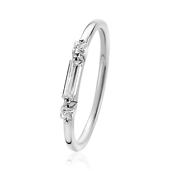ZILVER RING MET ZIRCONIA