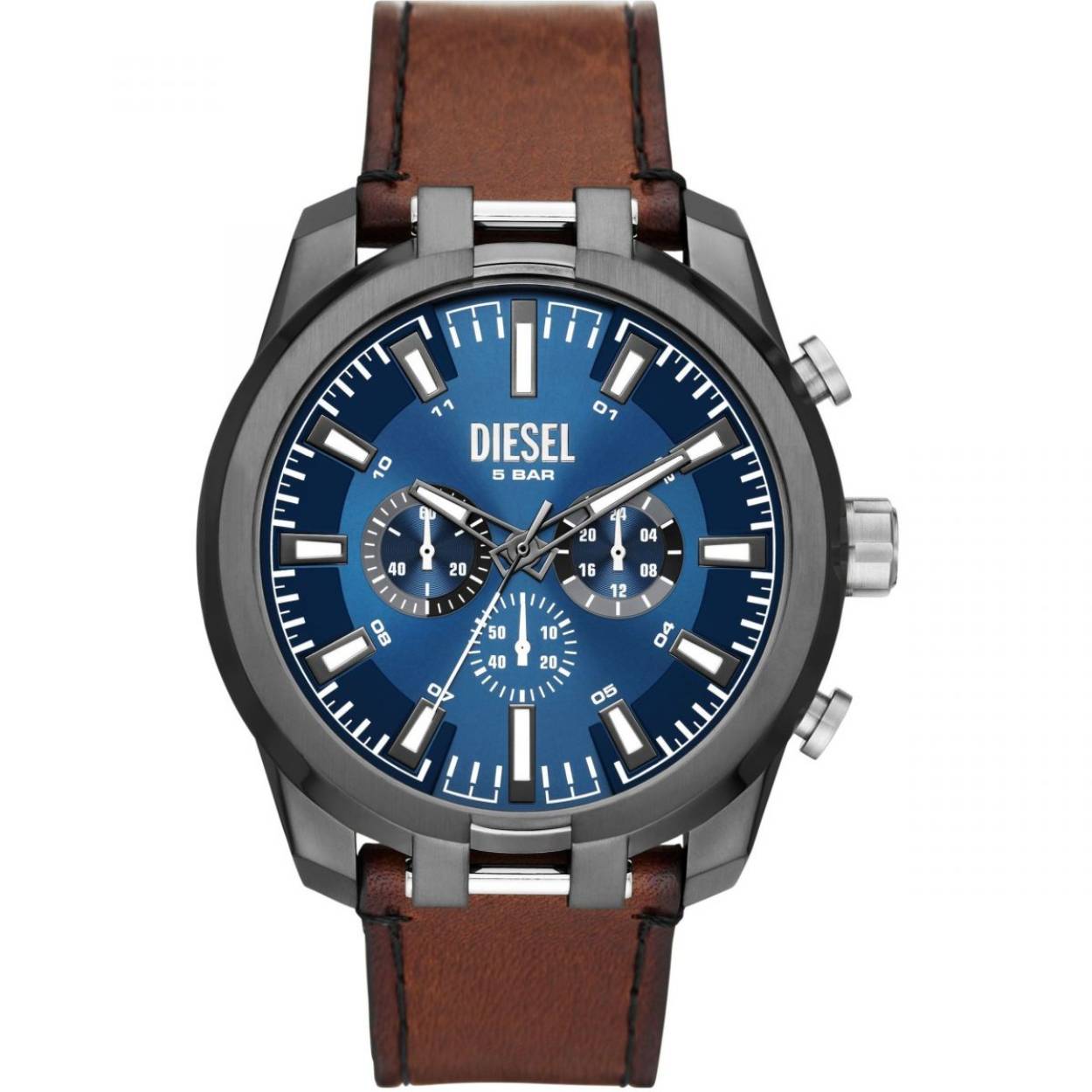 Met de Diesel Split geeft u een bijzondere casual uitstraling. De gunmetal kast, spijkerbroek blauwe wijzerplaat en artisan bruin leren band zeggen duidelijk dat de drager stijl heeft, maar ook leeft en laat leven.