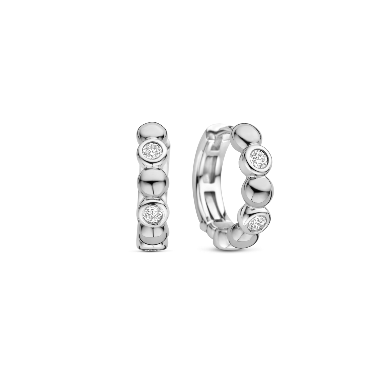 Materiaal: Zilver platina verguld
Steensoort: Zirkonia
Categorie: Oorringen
Kleur: Zirconia wit