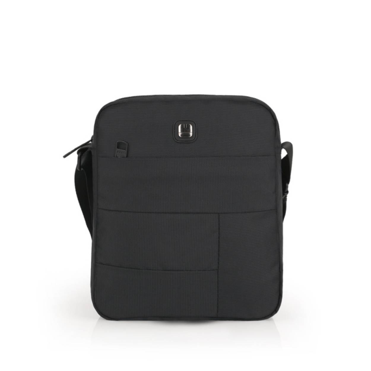 Deze Gabol Kenzo eco heren tas is zwart van kleur en heeft verschillende handige kenmerken, zoals meerdere vakken en een verstelbare schouderband. Deze tas is perfect voor dagelijks gebruik en kan op verschillende manieren worden gedragen, zoals over de schouder of als crossbody tas. Combineer deze tas met een casual outfit voor een stijlvolle look.
18x21x7 cm