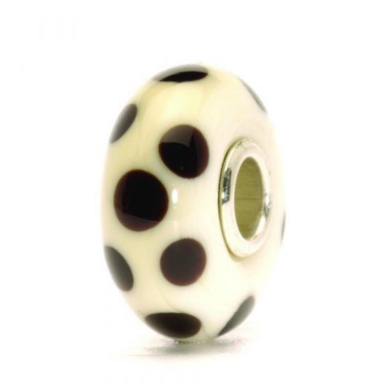 Glazen kraal lijkend op keramiek. Een gestippeld motief raakt nooit uit de mode. Met deze Trolllbeads loop je er altijd stylish bij!