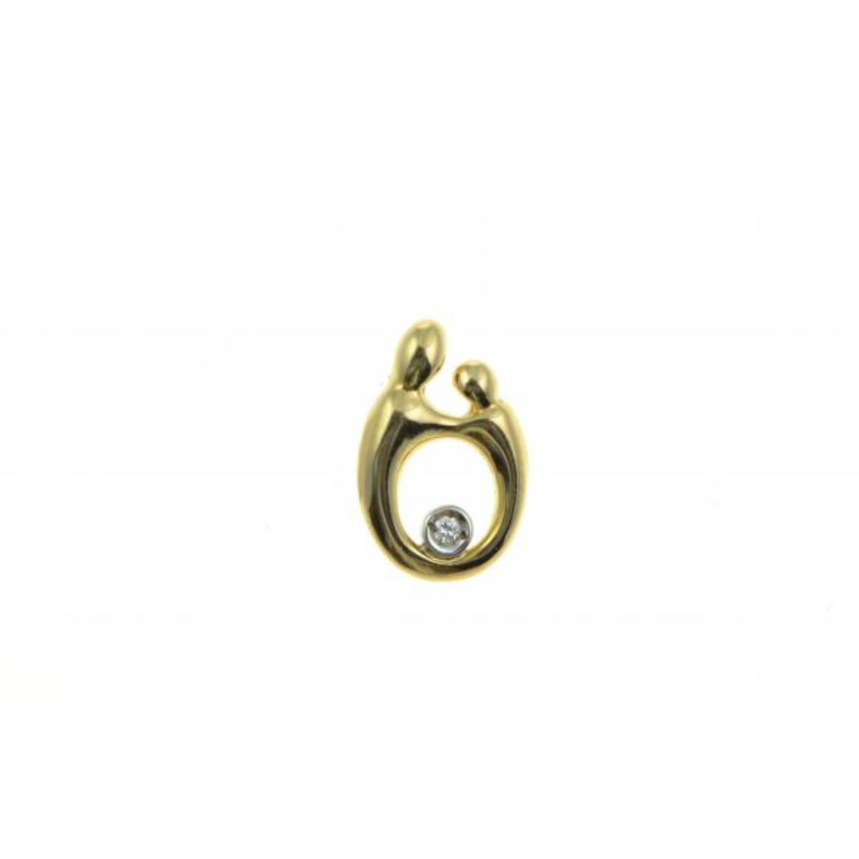 Deze bijzondere 14 karaats geelgouden M'amour hanger met diamant heeft een mooie betekenis. Het sieraad staat centraal voor de waardevolle en liefdevolle band tussen moeder en kind. De betekenis van deze sieradencollectie is niet alleen voor moeders met een baby, maar ook voor moeders met schoolgaande kinderen of moeders die inmiddels oma zijn. De band die een moeder met kind heeft, is in elk levensjaar te bevestigen.

Vindt u dit symbool een mooie bevestiging van uw band met uw kind of wilt u de band met uw moeder kracht bij zetten, dan is deze hanger een bijzonder exemplaar met een mooie betekenis. De hanger is voorzien van extra elegantie door de subtiele verwerking van een briljant geslepen diamant. De witgouden zetkast zorgt voor de optimale schittering van de diamant in de hanger.

Afmeting: 10 mm.