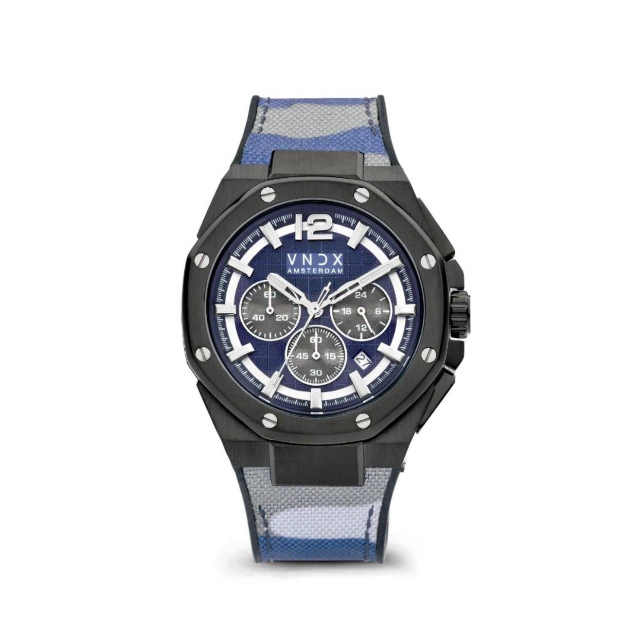 Ben jij op zoek naar een niet zo opvallend horloge dat toch opvalt? Dan is de Wise Man Camo Blauw het perfecte horloge voor jou. Een uniek horloge voor een stoere, wijze man.

De silicone band die zorgt voor een flexibel en stoer uiterlijk, zorgt dat je vrij kan bewegen zonder dat anderen je door hebben. De stoere zwarte kast met zijn stralende wijzerplaat camoufleren je gebrek en tijd, zo zorgt jou Wise Man Camo Blauw ervoor dat je nooit te laat bent.