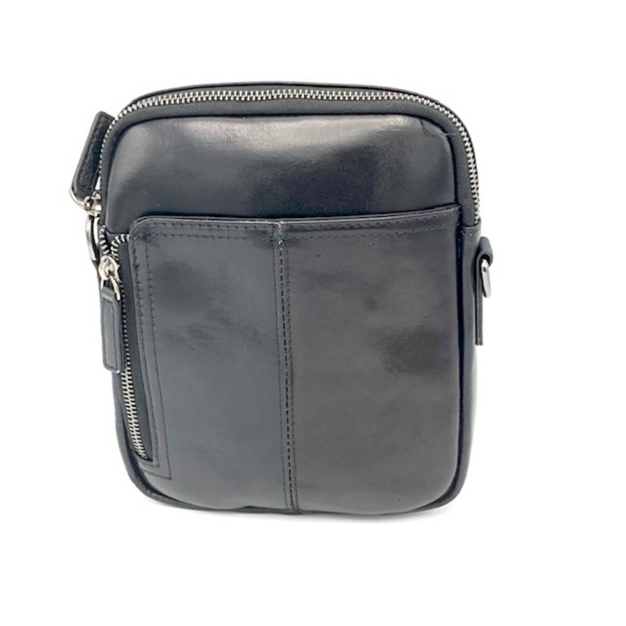 Mooie strakke tas met afneembare schouderriem. Tevens kan de tas worden vastgezet aan uw ceintuur.
Tas is voorzien van zowel aan de voor en achterkant met een rits. Onder de toprits zit een ritsvak, hoofdvak en twee steekvakken.

Afmetingen:
Hoogte 23cm x breed 17cm x diep 5cm

Afmetingen