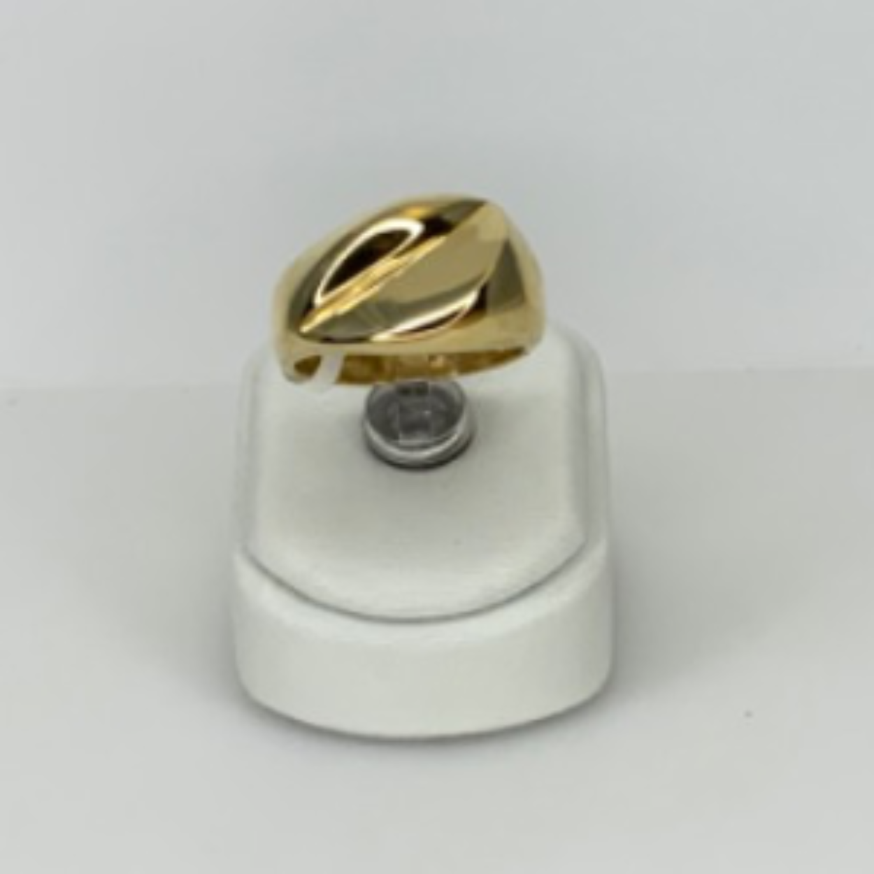 Gouden ring massief 