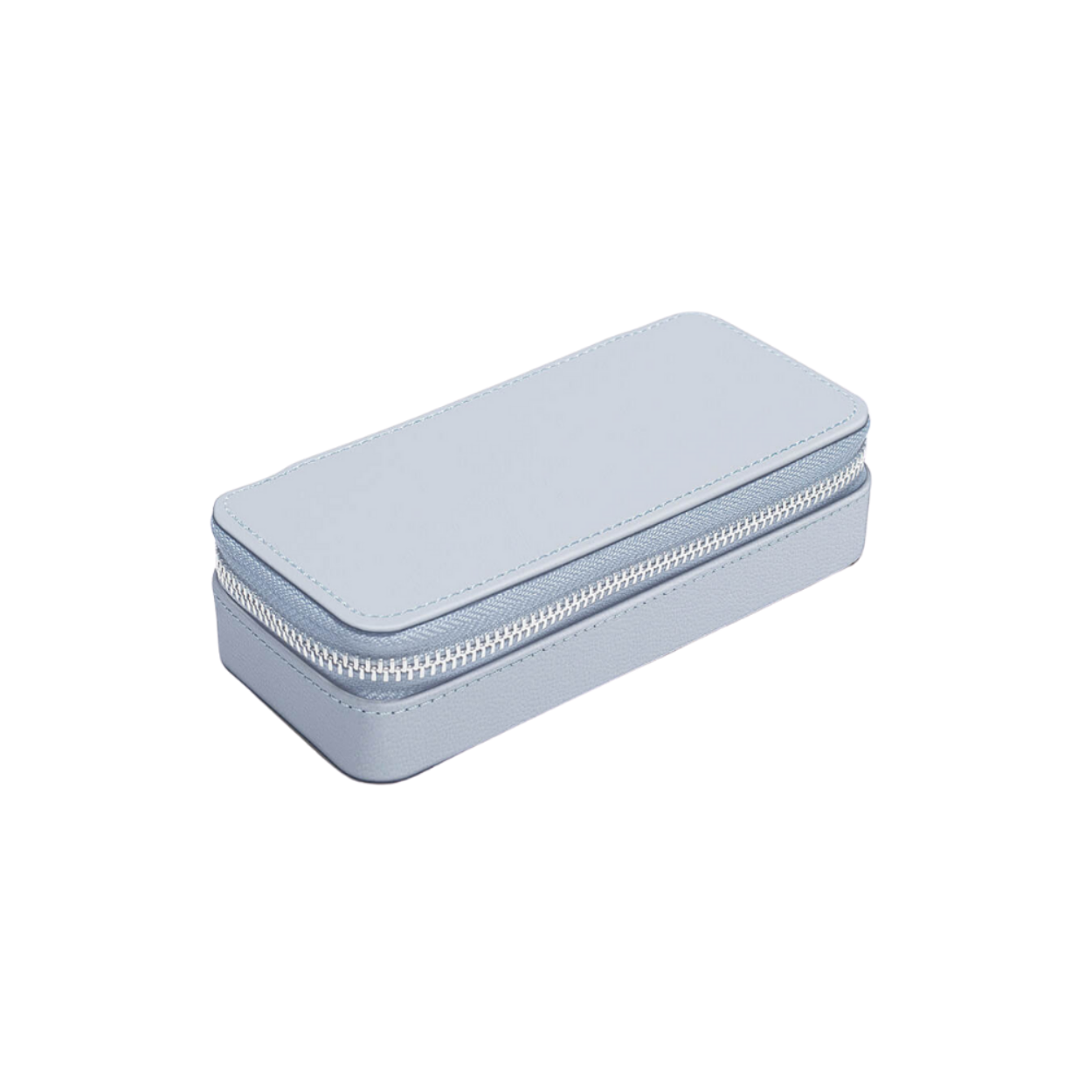 Bewaar uw kostbare sieraden veilig in deze elegant ontworpen Travel Stackers Collection, luxueus afgewerkt in een zachte fluwelen voering. Deze Travel Stacker is voorzien van een ringrol en een verwijderbare verdeler.
