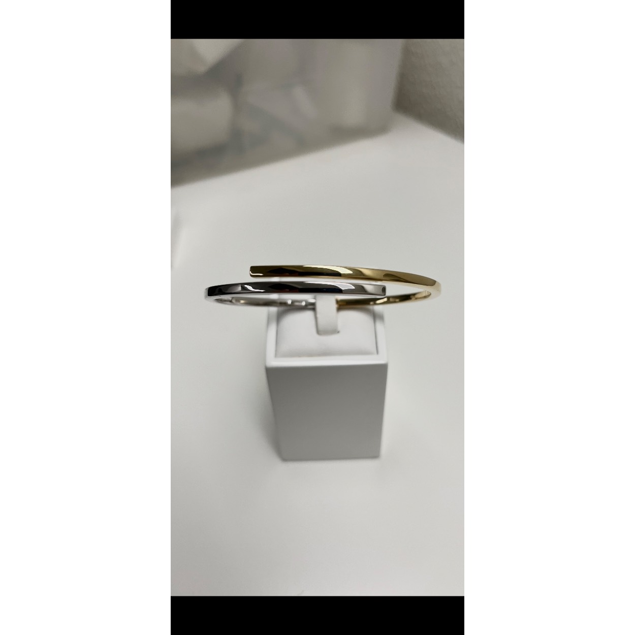 14 karaats

61 mm bij 3 mm
