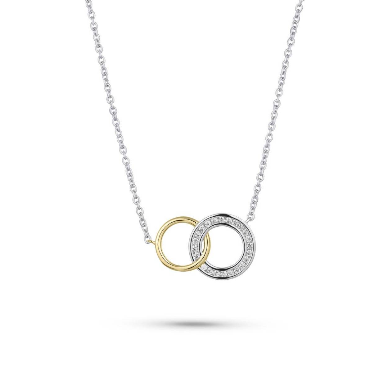 Gisser collier met twee circels, waarvan één circel is gevuld met zirkonia's en één circel goldplated. De ketting is verder zilverkleurig en is verstelbaar van 42 cm tot en met 47 cm 