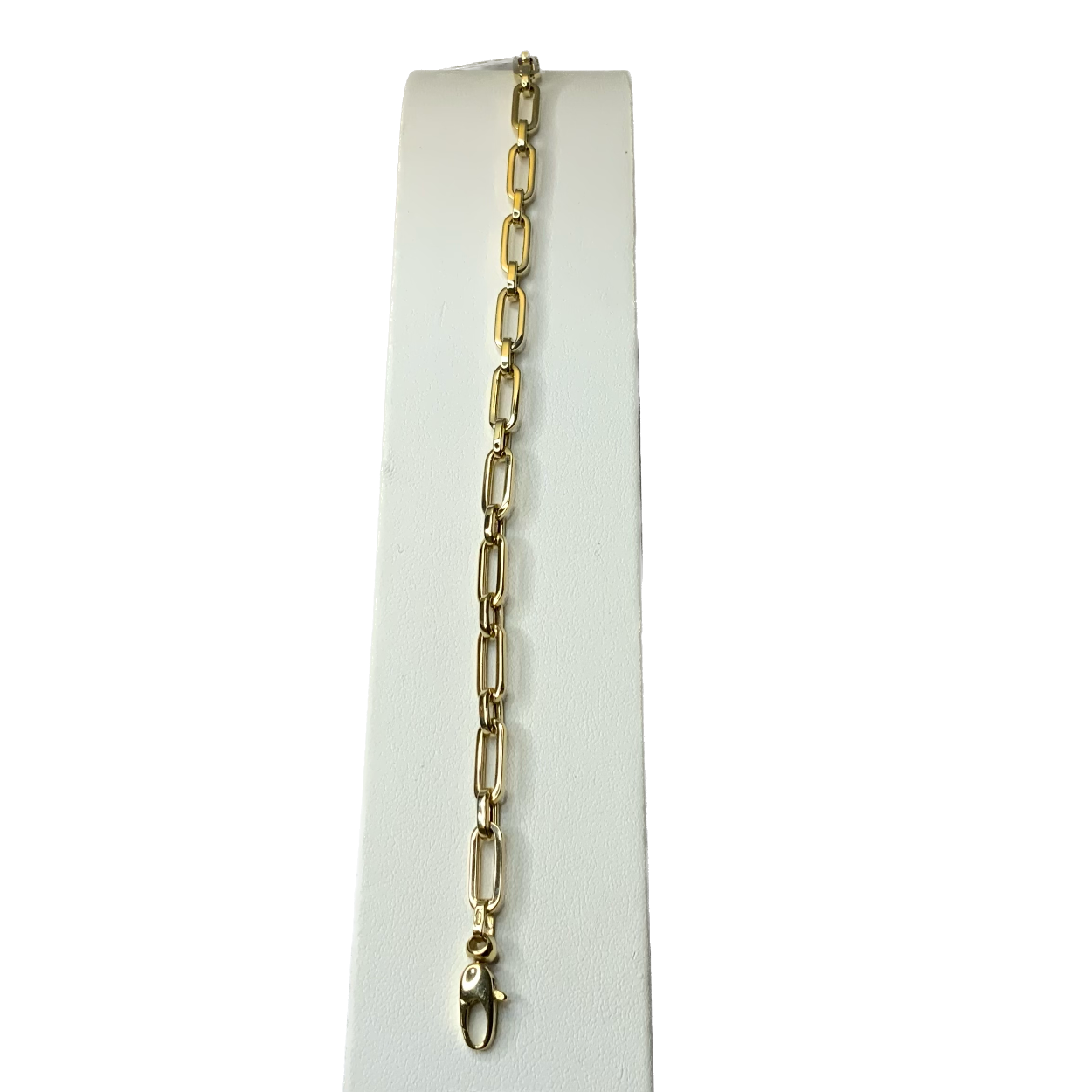 14k geel gouden armbandpaperclip
Lengte armband: 19CM 
Schakelbreedte: 5MM
Gewicht: 4,3Gram