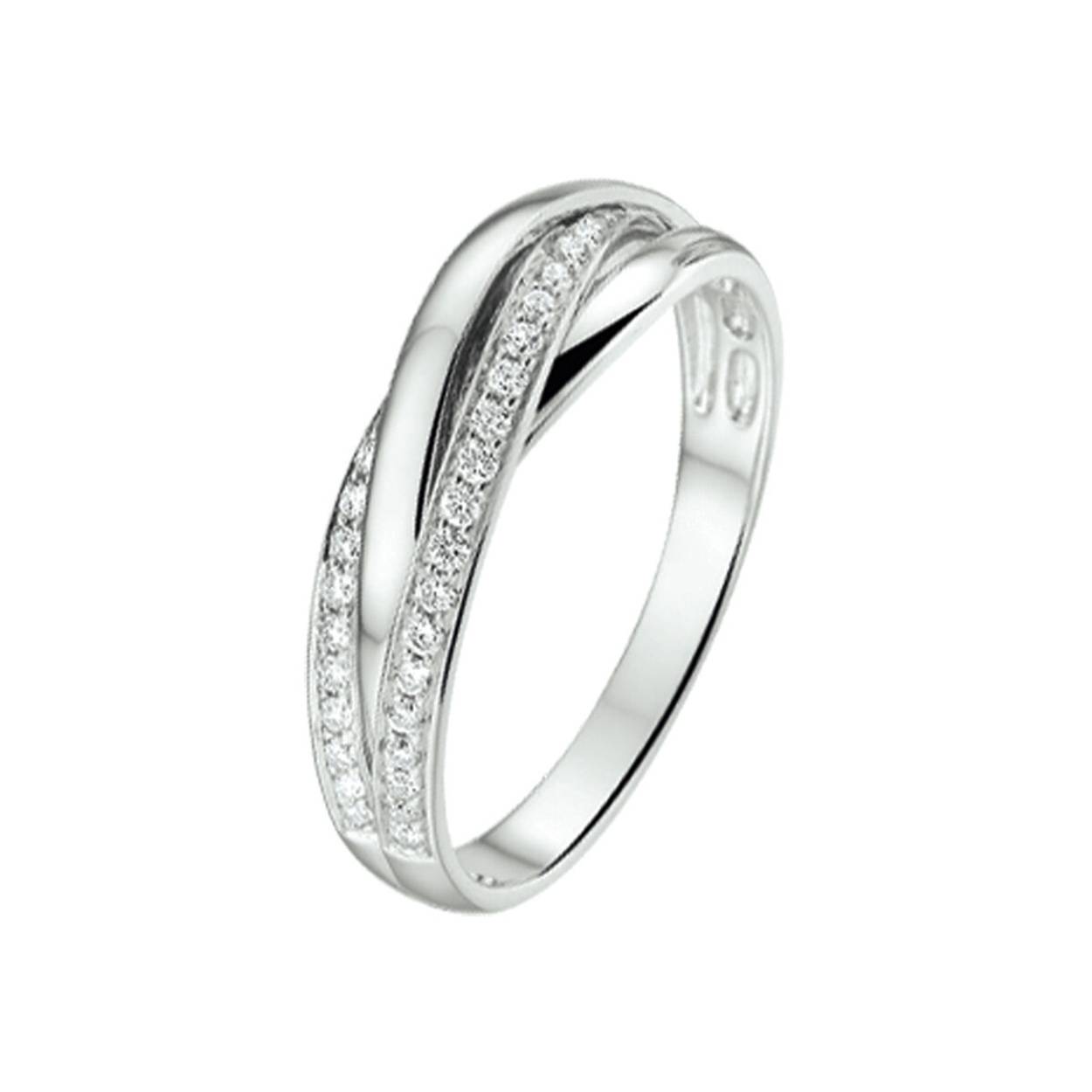 Prachtige 14krt witgouden ring met diamant, 0.21 H SI. De maat van de ring is 52 (16,5). Heeft u een andere maat, neem dan gerust contact met ons op.

Referentienummer: THOJ1300