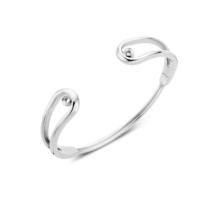 Melano Twisted armband combineer met een steentje (Meddy) uit de twisted collectie.
Let op! Steentje(s) zijn niet inbegrepen. Combineer met Twisted Meddy. Verkrijgbaar in de volgende maten: S-M-L Geef in de opmerkingen in de winkelmand aan welke maat u wenst te ontvangen. Levertijd 2-4 dagen.