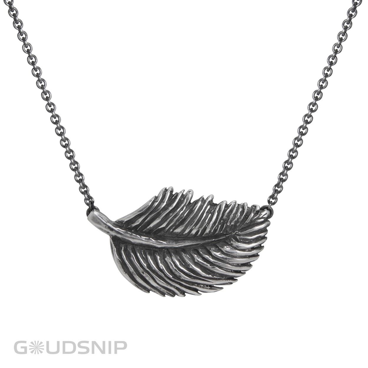 Uniek collier, ontworpen en gemaakt in ons eigen atelier.