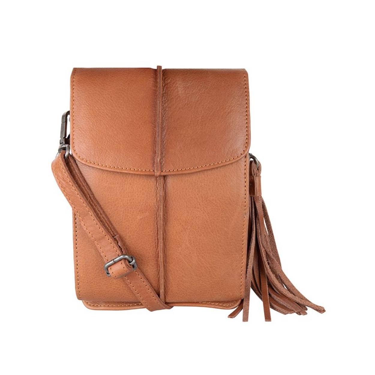 Deze super handige crossbody bag is ready to go en barst van de opbergmogelijkheden! De Mover heeft een flap met magneetsluiting en een opvallende streep over de tas. Hij heeft veel handige opbergvakken binnenin en veel ruimte voor je pasjes en je telefoon. Hij heeft een verstelbare afneembare schouderband, een afneembare kwast aan de zijkant en een lus aan de achterzijde zodat je hem ook aan je riem kunt dragen.