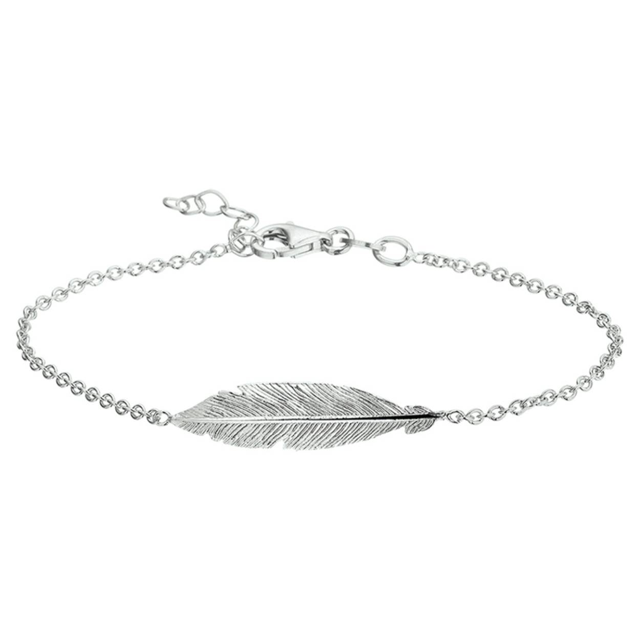 Gerhodineerd zilveren armband met een veer. De armband is onderdeel van een set en de lengte bedraagt 16.5cm met 2.5cm extensie. De schakelbreedte is 1.8mm.
