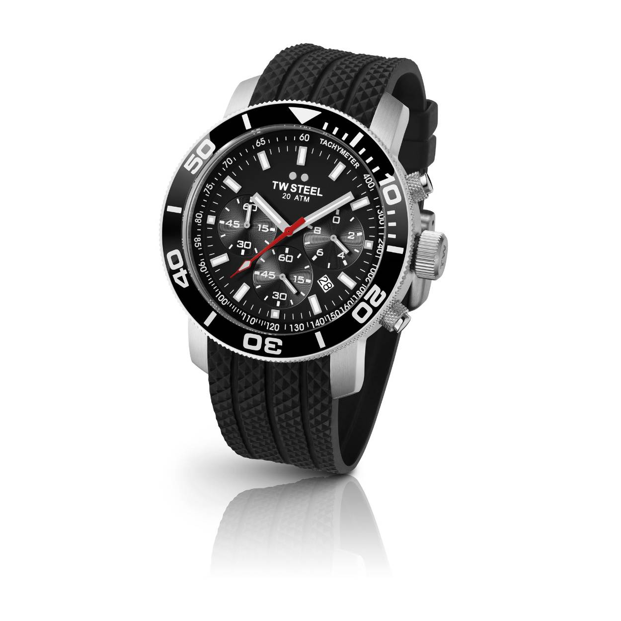 Uurwer 6S20 (chrono) from Miyota
Made of high grade 316L steel
Diameter of the case 48 mm
Bezel with Diver ring
Black dial
Gehard mineraalglas
Screwed crown and pushers
20 ATM water resistant
Zwarte siliconen band met noppen