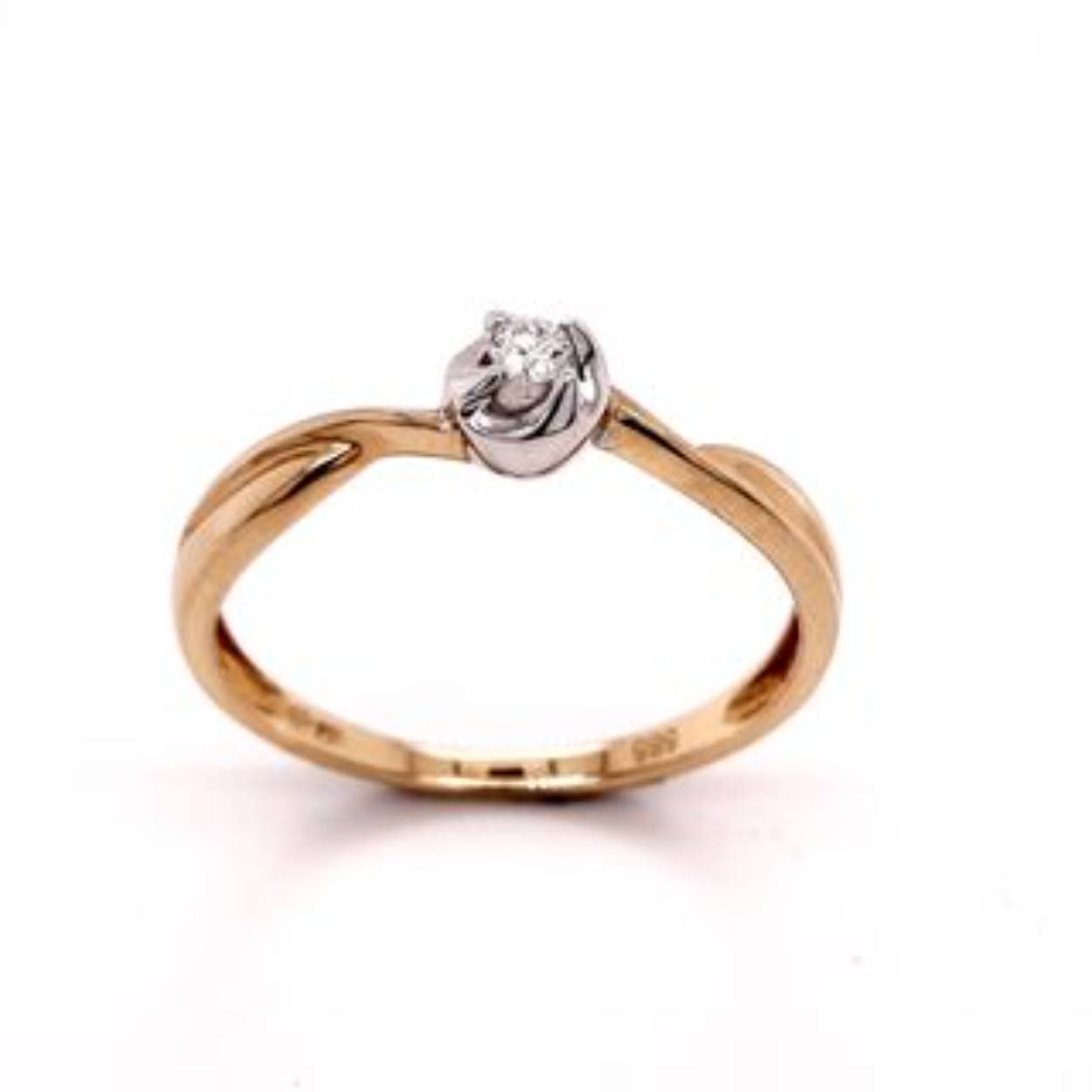 gouden ring met witgouden zetting en diamant 0.05
