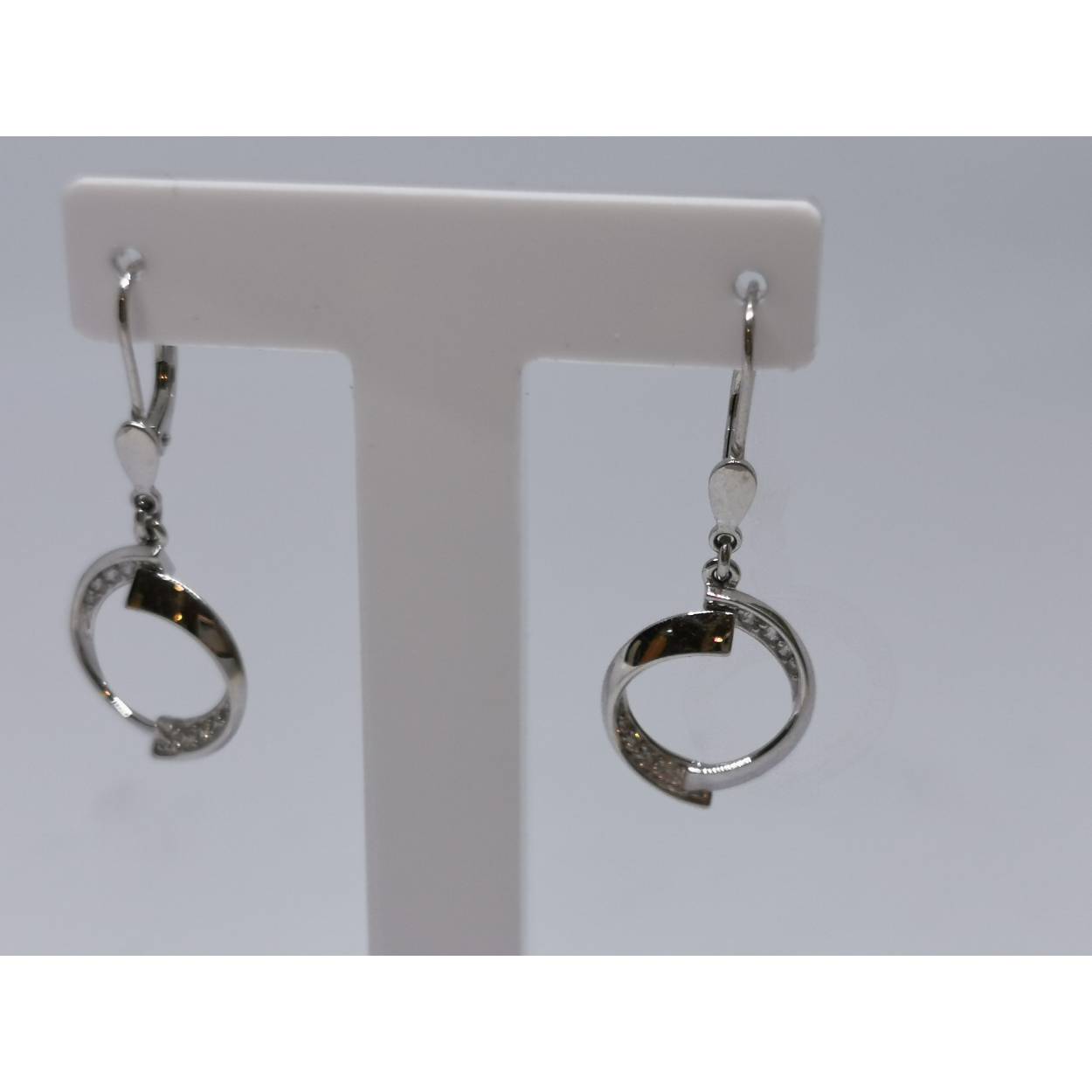 14 Karaat wit gouden fantasie oorhangers met zirkonia 
