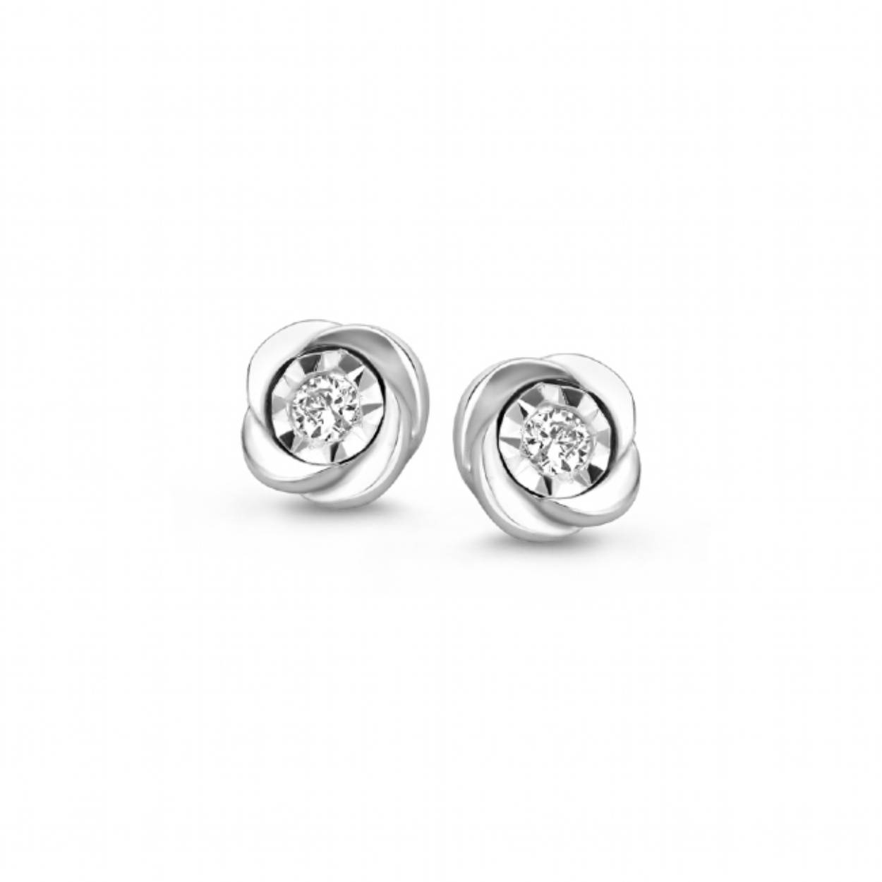 615.101A
Zilveren oorstekers met diamant