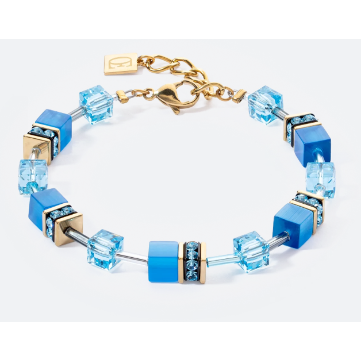 Dit is een armband van het merk Coeur de Lion gemaakt voor dames.