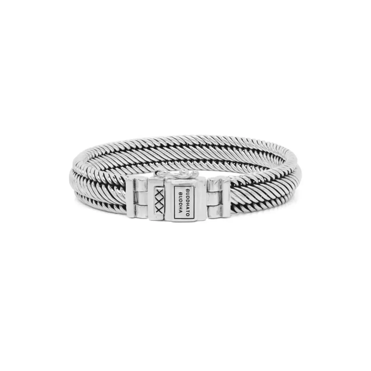 De Edwin familie is een van de meest populaire collecties van Buddha to Buddha. De Edwin XS-armband heeft dezelfde mooie vorm als de Edwin-armband, maar is smaller en subtieler. Handgemaakt van sterling zilver en tijdloos zoals alle Buddha to Buddha-sieraden, deze armband kan perfect worden gecombineerd met andere sieraden. Wees creatief en combineer sieraden van andere families, zoals Ellen of Ben. De Edwin XS is smaller dan de Edwin Small, de Edwin en de Edwin XL-armband.