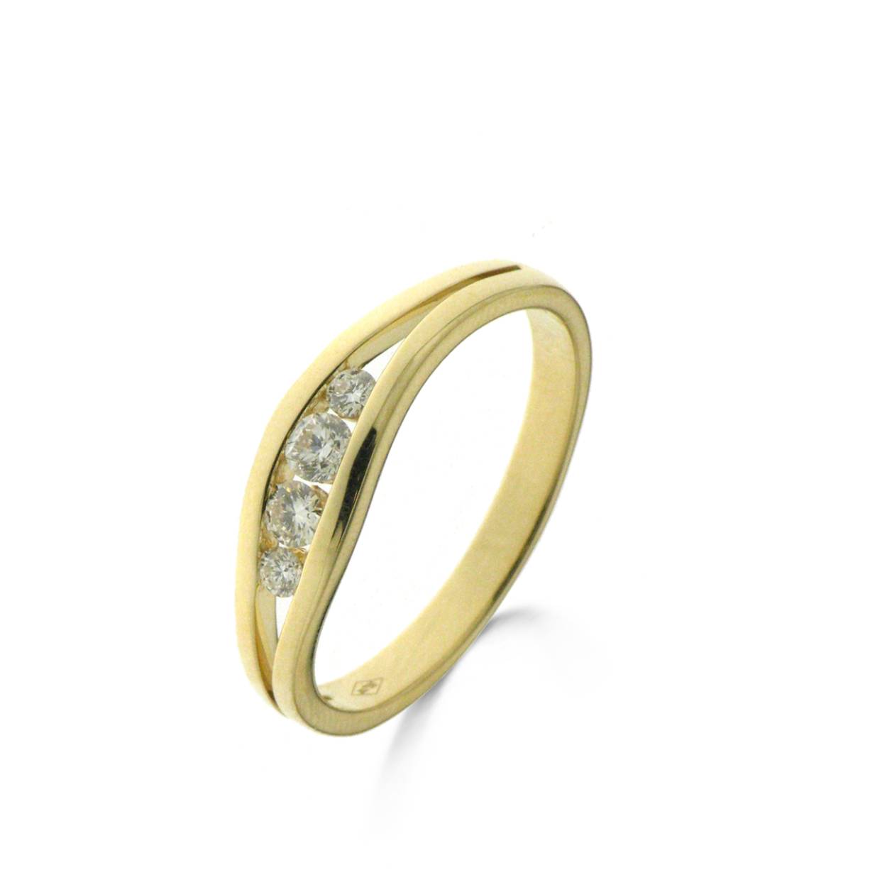 Naiomy Gold ring 18k gezet met
4 diamanten 0.210 ct