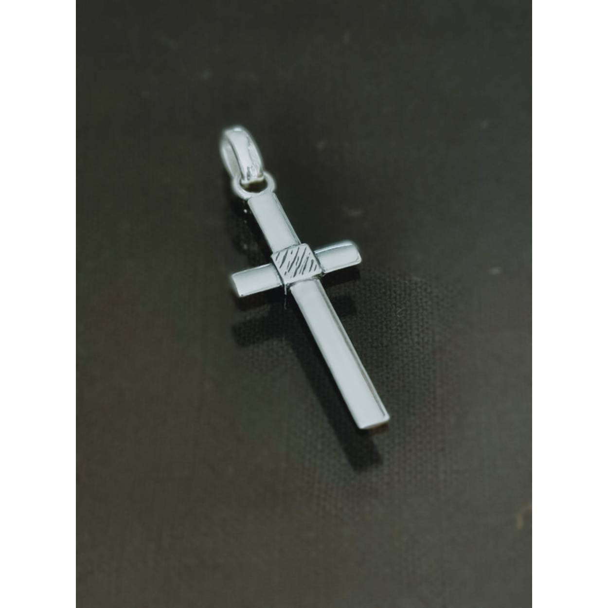 Zilveren hanger kruis
