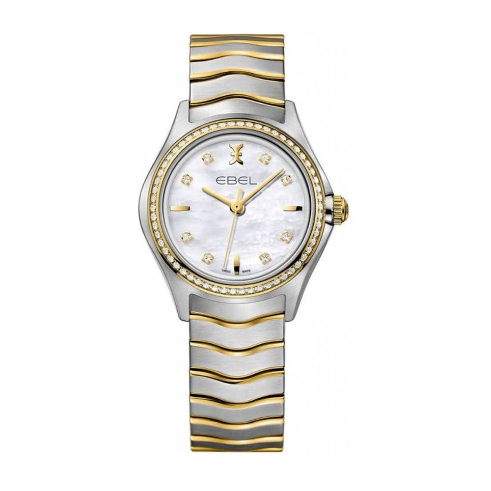 EBEL Wave - 1216351 dames polshorloge. Edelstalen kast gecombineerd met 18 karaat geel goud. Ø 30 mm. Witte parelmoeren wijzerplaat met totaal 66 diamanten op wijzerplaat en kastrand. ( 0.429 crt ). Saffier glas. Edelstalen Wave band met goud accenten en klap sluiting. Zwitsers quartz uurwerk. 5 ATM waterdicht.