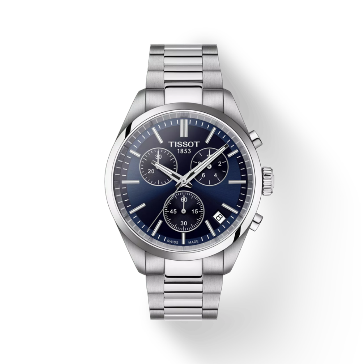 The Tissot watch from the PR100 collection is a classic quartz chronograph with a sporty, elegant look. The dark blue dial, the polished center row of the steel bracelet and the white disc in the date window give this watch a shiny look. The quartz chronograph movement ensures precision and robustness, while the water resistance of up to 10 bar (100 meters/330 feet) ensures that it works even in adverse conditions. The Super-LumiNova® coating on the hands guarantees good readability in poor lighting conditions. With the Tissot PR100 watch you have a reliable and stylish accessory for every occasion.
