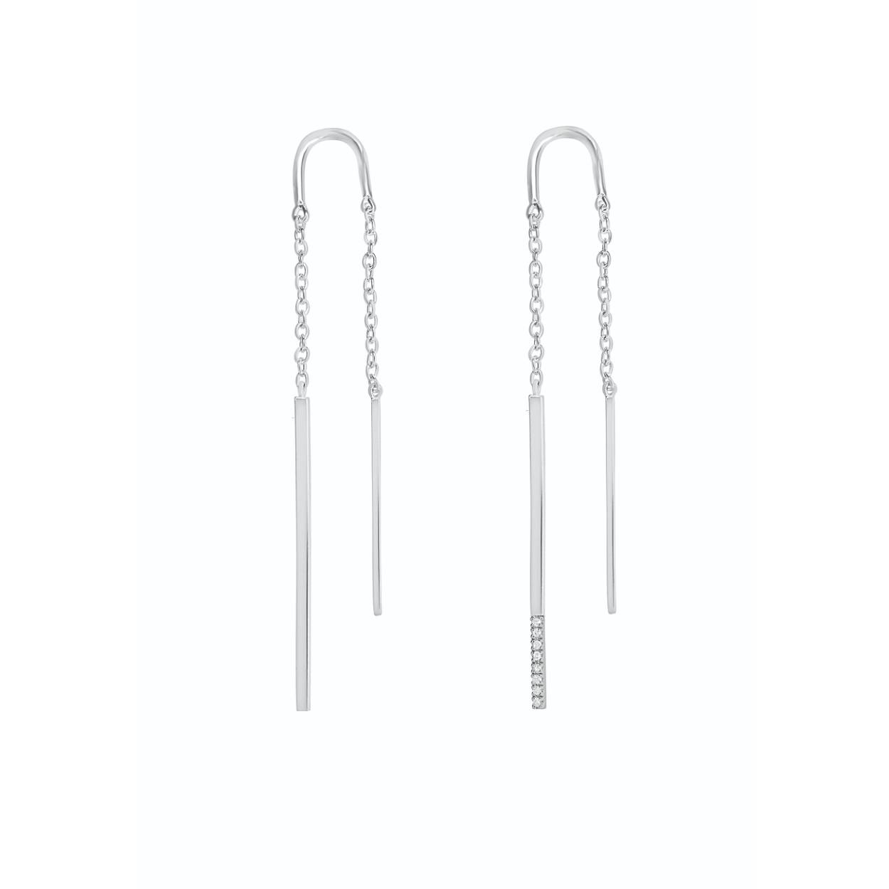 Zilveren oorhangers met échte diamantjes uit de collectie 'Endless'
Materiaal: 925 zilver/diamant: 0,03 ct
Lengte: 55 mm