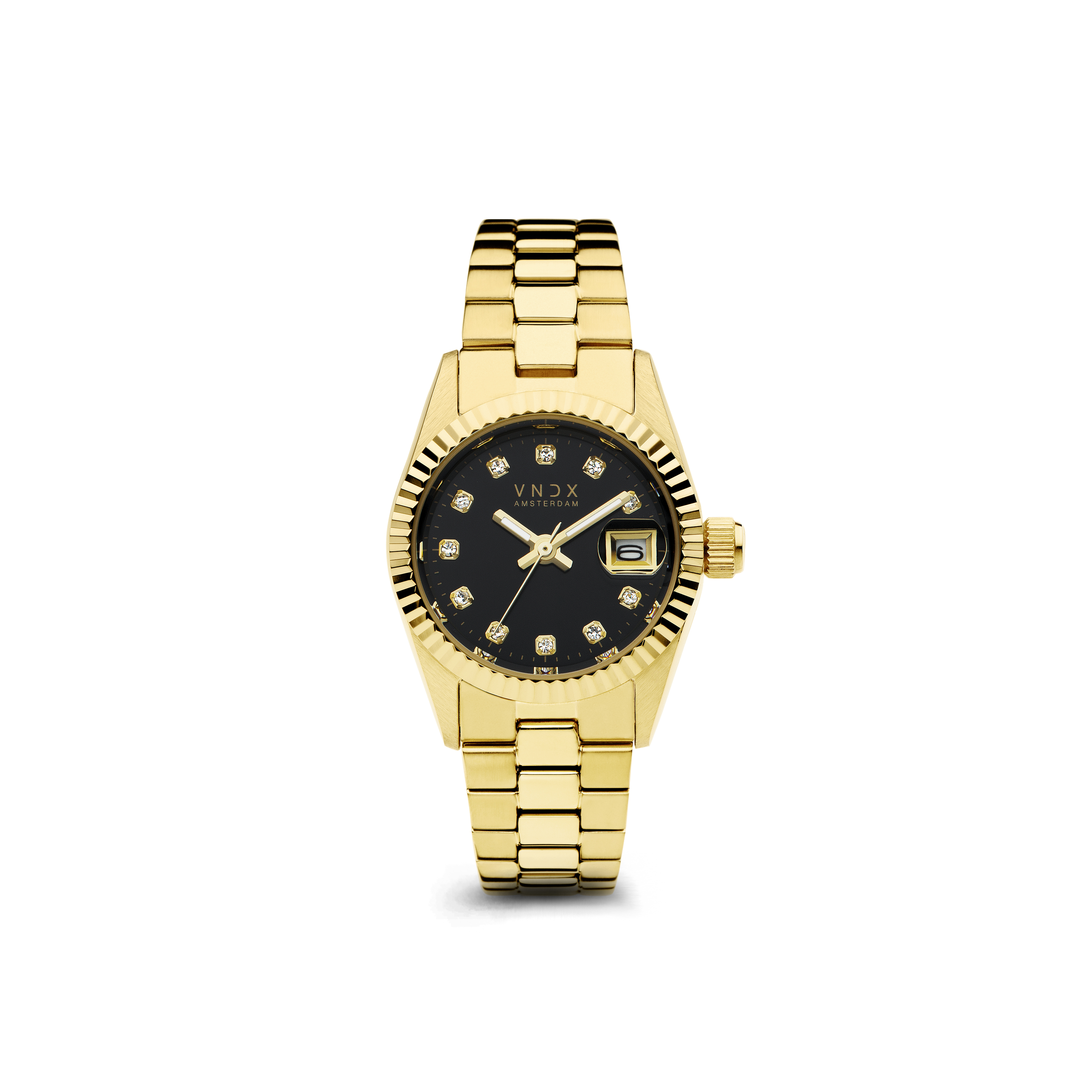 De Dare Devil XS Goud Zwart, het meest gedetailleerde horloge van VNDX Amsterdam. Haar subtiele kast van 26 mm maakt haar een perfect accessoire om te combineren met je favoriete sieraden. Haar elegante gouden schakelband zorgt ervoor dat je Dare Devil eenvoudig op maat te maken is. 

De schitterende zwarte wijzerplaat sprankelt net als jij, de index van Swarovski steentjes laat je zien hoe GROOT, klein kan zijn! Naast de sprankelende Swarovski steentjes is de Dare Devil voorzien van een datumaanduiding, zo ben je nooit te laat voor een feestje, afspraak of deadline.

Ben jij graag actief in de nachtelijke uurtjes? Zelfs dan is de Dare Devil het perfecte horloge. Ze is voorzien van lichtgevende wijzers, dit zorgt voor een “Glow in the dark” effect. Zo zorgt je Dare Devil ervoor dat jij Never too late bent!

Wees jezelf, Creer je eigen stijl en kies je eigen pad! Just be a Dare Devil, It’s Never Too Late!
