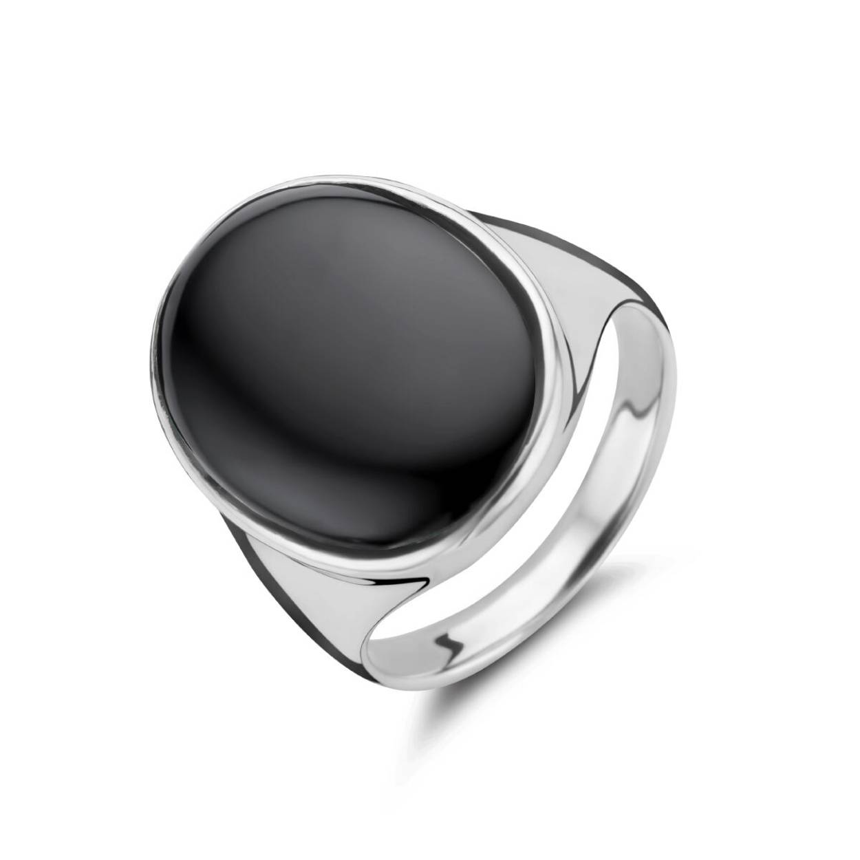 Gerhodineerd 925 zilveren ring uitgevoerd met een onyx steen.