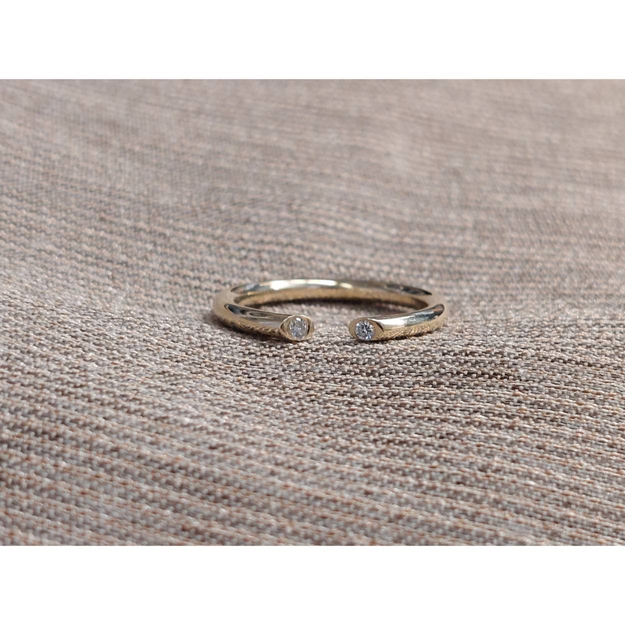 14kt ring cable met briljant 0.05ct