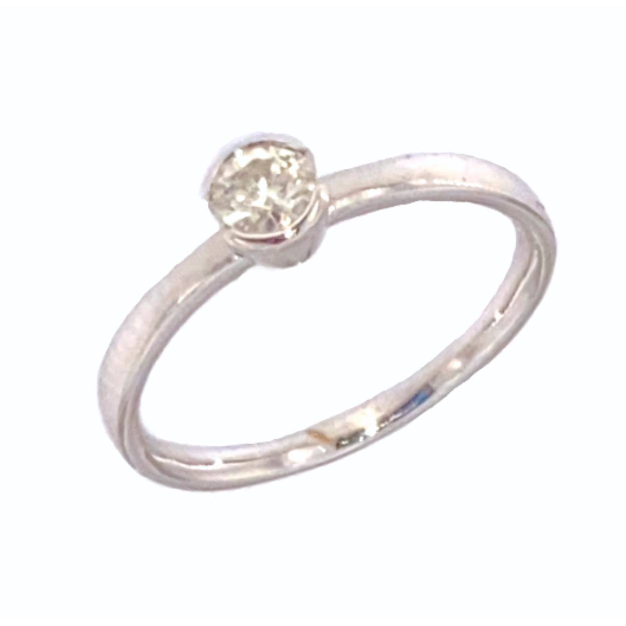 18kt witgouden verlovingsring met briljant van 0.22ct