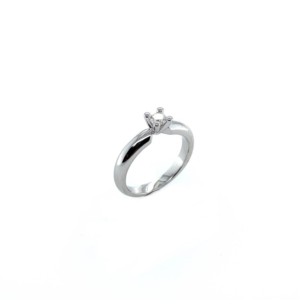 wirgouden R&C solitair model Feline met 0.20 ct  P/W diamant